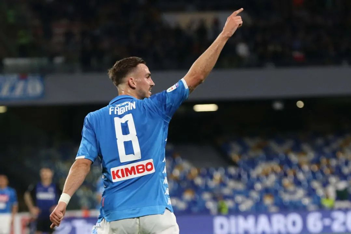 那不勒斯发布备战花絮，今晚伤情更新，全明星赛任务艰巨，控场能力受关注 -开元官方入口